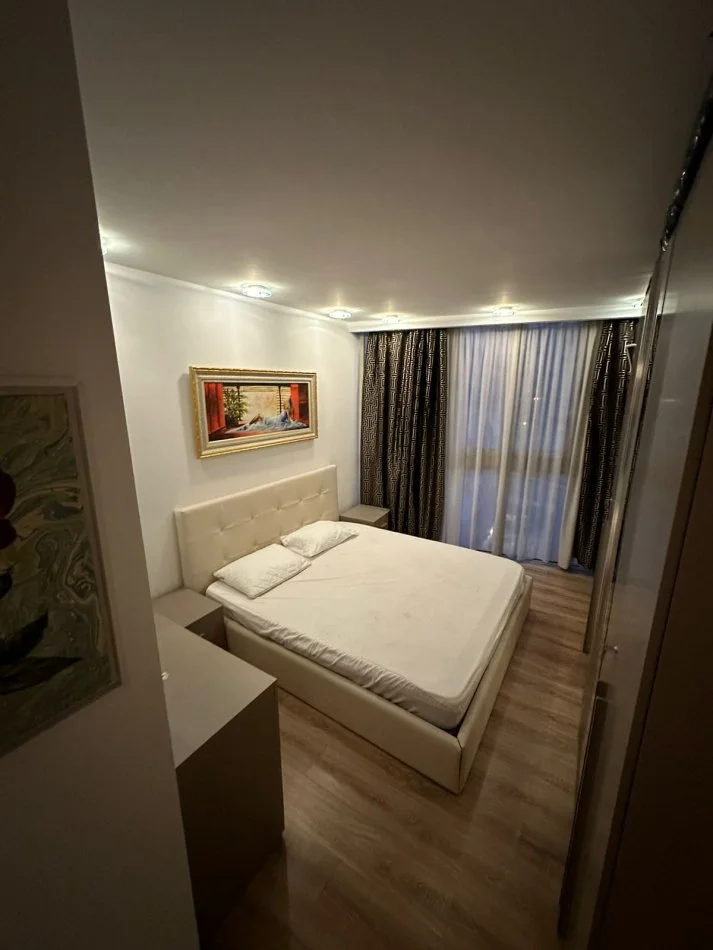 Tirane, shitet apartament duplex 2+1+Aneks+Ballkon Kati 6, 130 m² 320.000 € (Komuna Parisit)