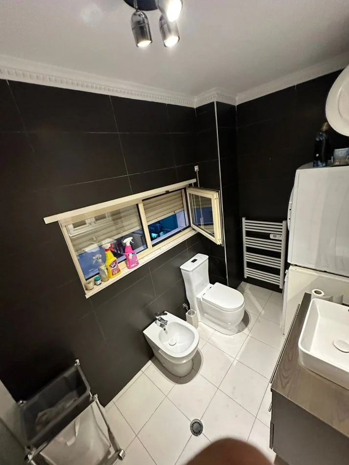 Tirane, shitet apartament duplex 2+1+Aneks+Ballkon Kati 6, 130 m² 320.000 € (Komuna Parisit)