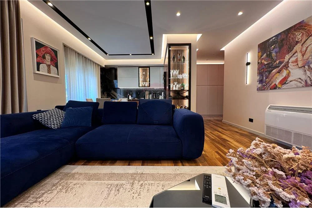 Apartament - Në Shitje - Komuna e Parisit, Shqipëri