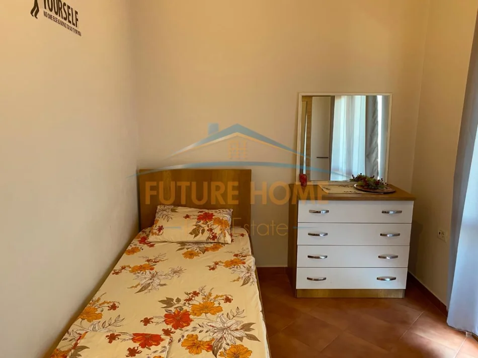 Tirane, jepet me qera apartament 2+1 Kati 6, 75 m² 650 € (KOMUNA E PARISIT)