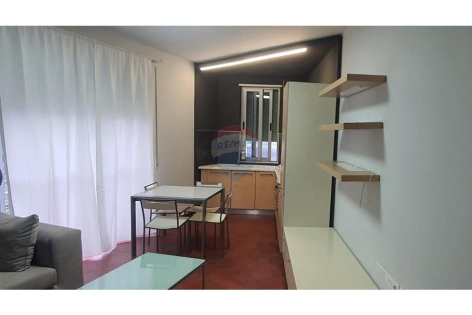 Tirane, jepet me qera apartament 1+1 Kati 2, 66 m² 620 € (Rruga Medar Shtylla)