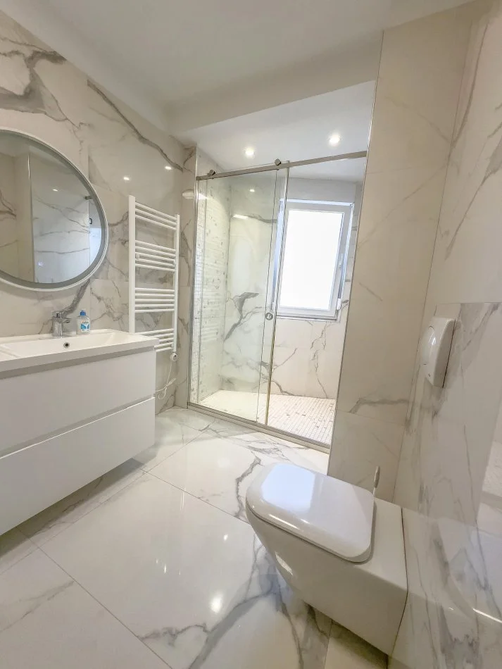 Durres, shes apartament+verande | Penthouse 3+1+Aneks+Ballkon Kati 11, 139 m² 360.000 € (Kompleksi Kontakt)