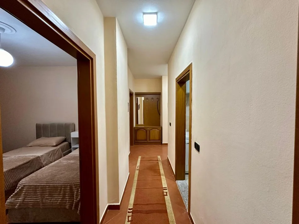 Tirane, jepet me qera apartament 2+1+Ballkon, Kati 7, 84 m² 750 € (Rruga Sami Frasheri)