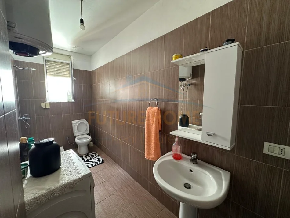 Tirane, shitet apartament 2+1 Kati 7, 93 m² 116.000 € (KTHESA E KAMZES)