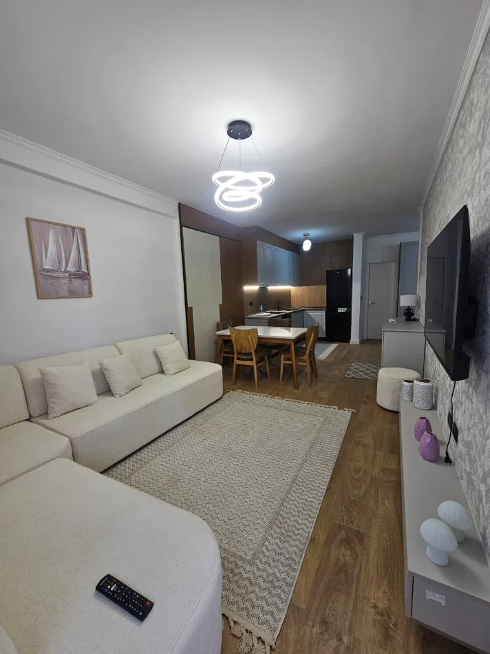 Tirane, shitet apartament 1+1+Ballkon Kati 5, 67 m² 121.000 € 
