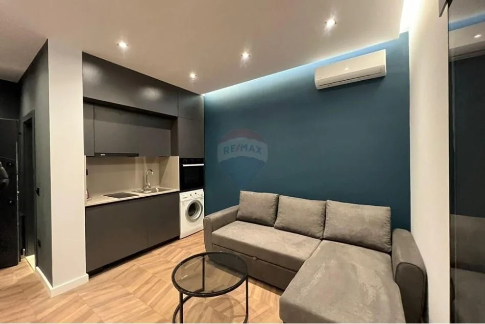 Tirane, jepet me qera apartament 1+1 Kati 3, 36 m² 600 € (Peti, Liqeni i Thate)