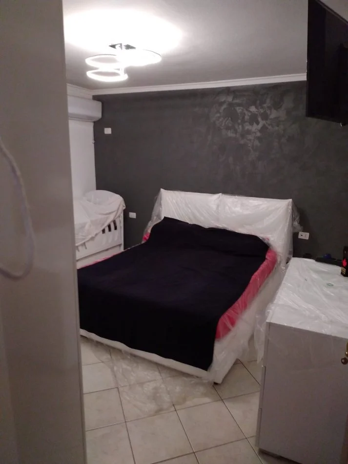 Tirane, shes apartament 2+1+Ballkon Kati 5, 84 m² 107.000 € (Laprake)