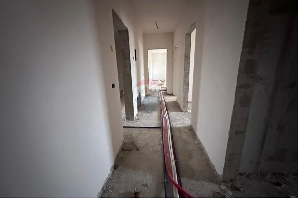 Tirane, shitet apartament 3+1 Kati 6, 111 m² 149.000 € 