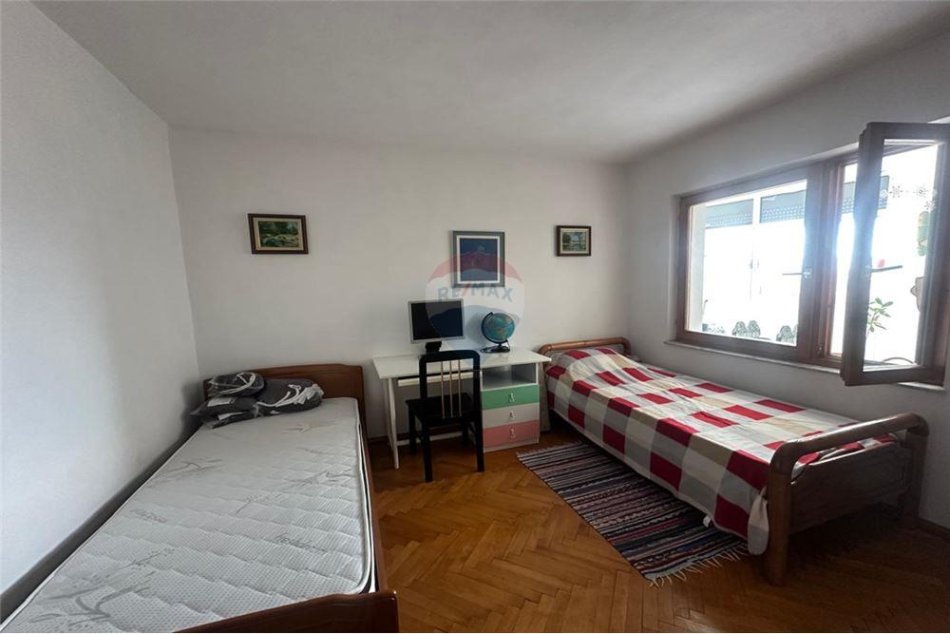 Tirane, shitet apartament 2+1 Kati 5, 100 m² 180.000 € (Rruga Tefta Tashko (ID: 530261059-284)
