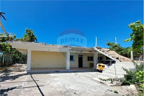 Vlore, shitet shtepi 3+1+Ballkon Kati 0, 456 m² 165.000 € (Ish Fusha Aviacionit Vlorë)