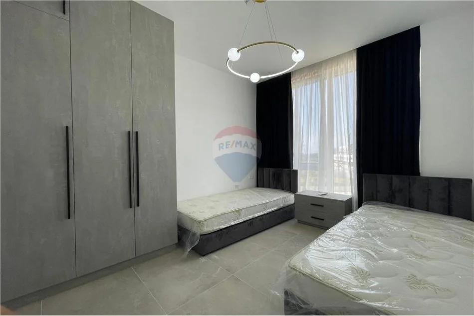 Tirane, jepet me qera apartament 2+1 , 100 m² 1.500 € 