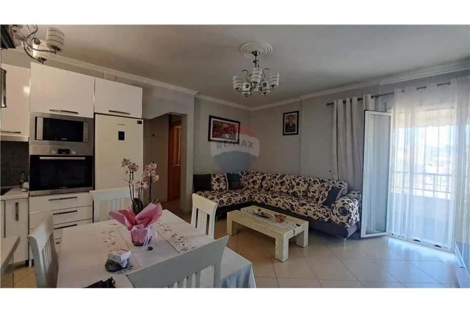 Vlore, shitet apartament 3+1+Ballkon Kati 7, 136 m² 210.000 € (Rruga Misto Mele, Vlore (Tregu Orizit))