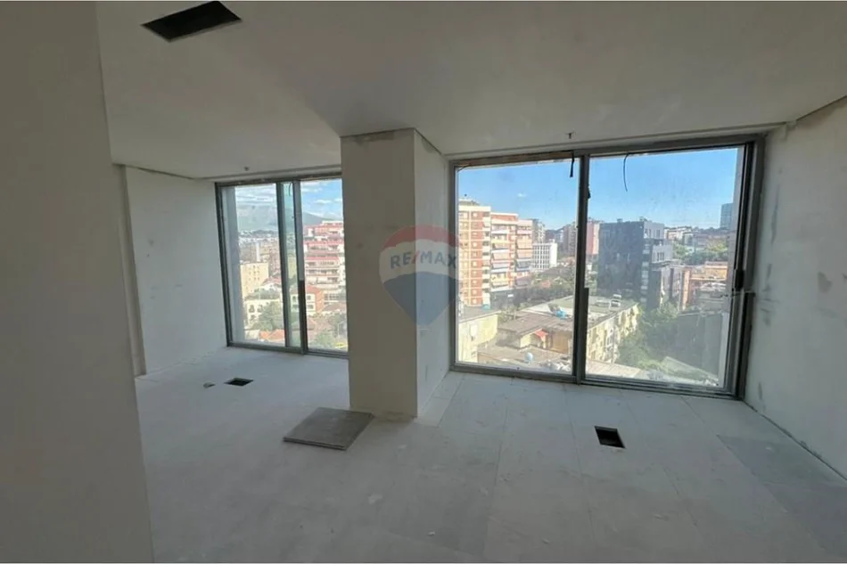 Tirane, jepet me qera ambjent biznesi Kati 7, 83 m² 1.500 € 