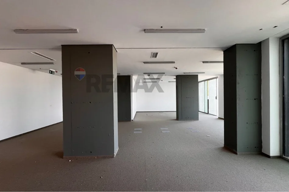 Tirane, jepet me qera ambjent biznesi , 460 m² 15.000 € (rruga elbasanit)