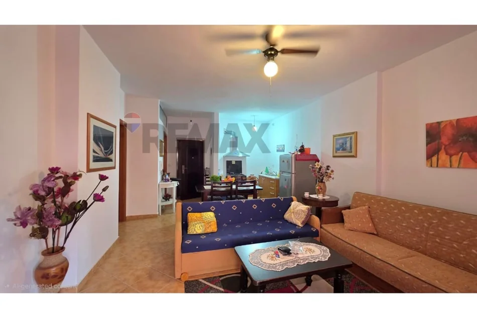 Vlore, jepet me qera apartament 1+1+Ballkon Kati 2, 95 m² 350 € (Rruga Hasan Kushta, Albano Romina, Vlorë)