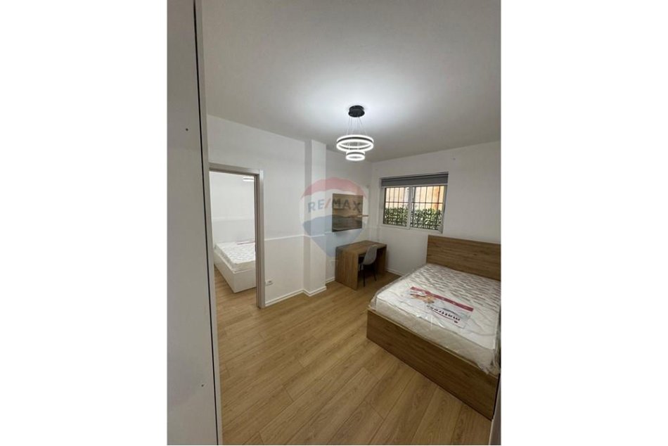 Tirane, shitet apartament 2+1+Ballkon , 104 m² 124.000 € (Rruga Bill Klinton, Tiranë (ID: 530261059-315)
