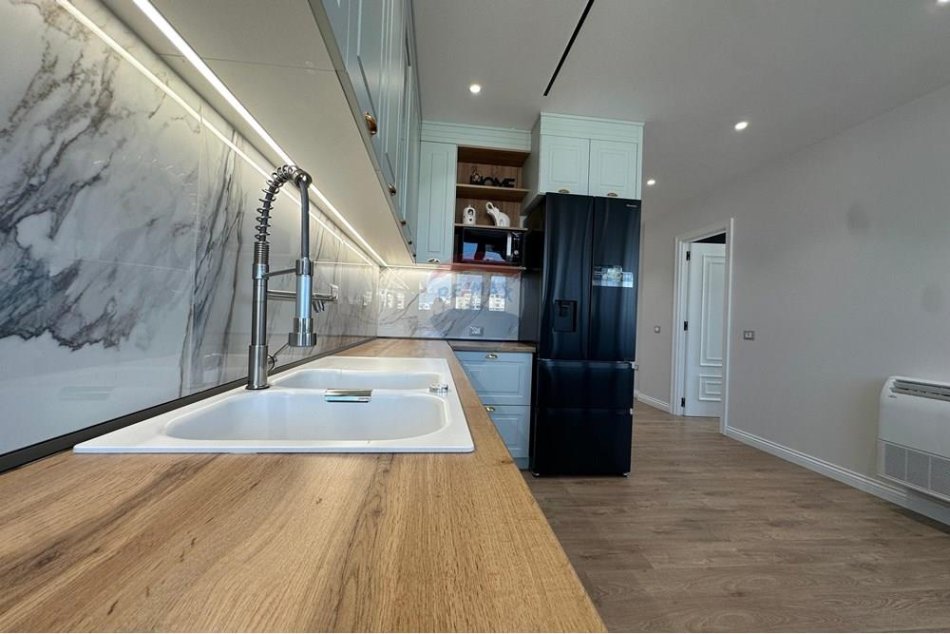 Tirane, shitet apartament 2+1 Kati 8, 111 m² 340.000 € (Rruga e Elbasanit, Tiranë(ID: 530201045-182)