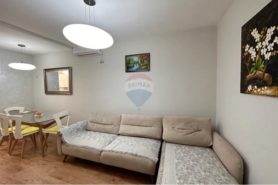 Tirane, shitet Vile , 160 m² 220.000 € 