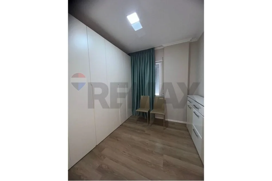 Tirane, jepet me qera apartament , 103 m² 850 € 