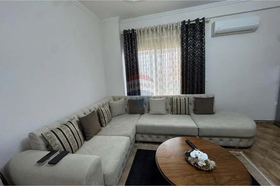 Tirane, shitet apartament 1+1 , 65 m² 140.000 € (Don Bosko)