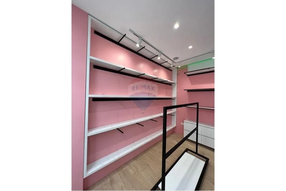 Tirane, shitet dyqan Kati 0, 25 m² 48.000 € (Rruga e Thesarit, Fresk, Tiranë(ID: 530551001-287)