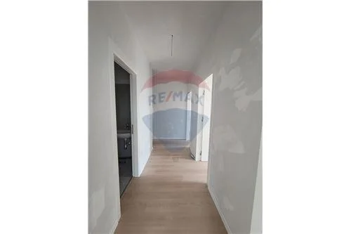 Tirane, shitet apartament 2+1, Kati 6, 105 m² 160,000 € (Porcelan - Varri i Bamit, Shqipëri)