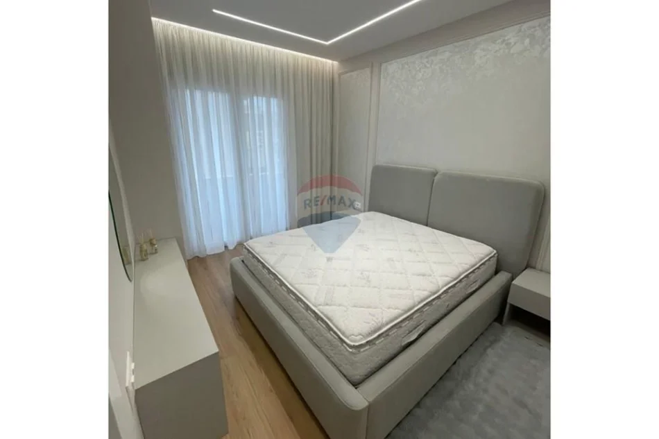 Tirane, shitet apartament 1+1+Ballkon Kati 3, 60 m² 1.300.000 € (Astir)