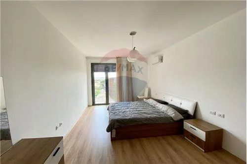 Tirane, jepet me qera apartament 2+1 , 86 m² 700 € (Don Bosko, Albania)