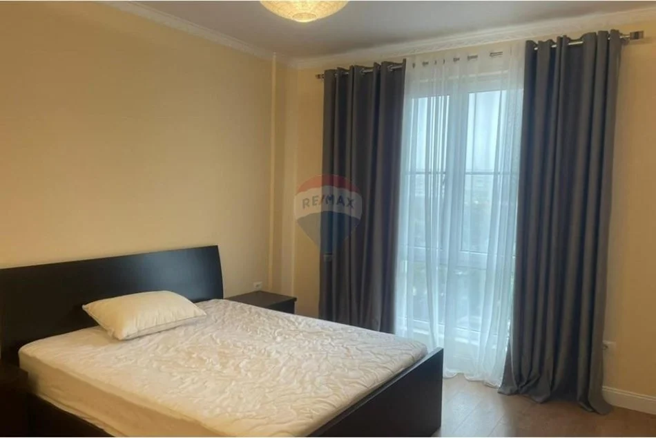 Tirane, jepet me qera apartament , 92 m² 600 € 