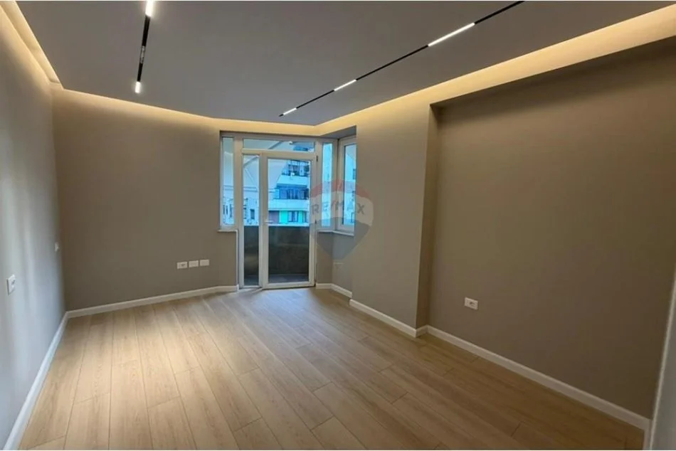 Tirane, shitet apartament 2+1 Kati 8, 112 m² 320.000 € (Ish Ekspozita, Tiranë(ID: 530491011-176)