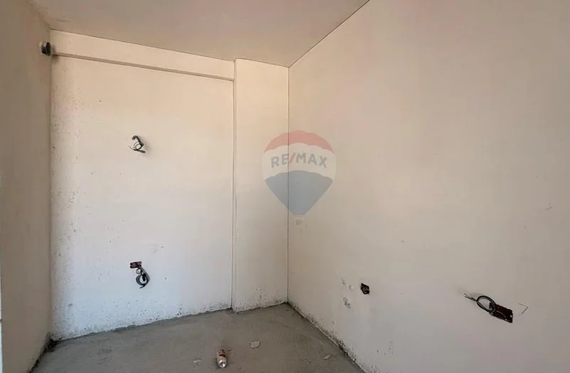 Tirane, shitet apartament 1+1 Kati 4, 50 m² 90.000 € (Ali dem ID: 530261084-53)