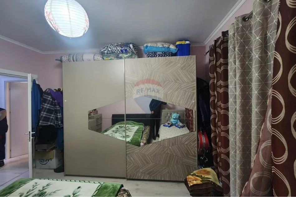 Tirane, shitet apartament 1+1 Kati 3, 74 m² (GREEN CITY)