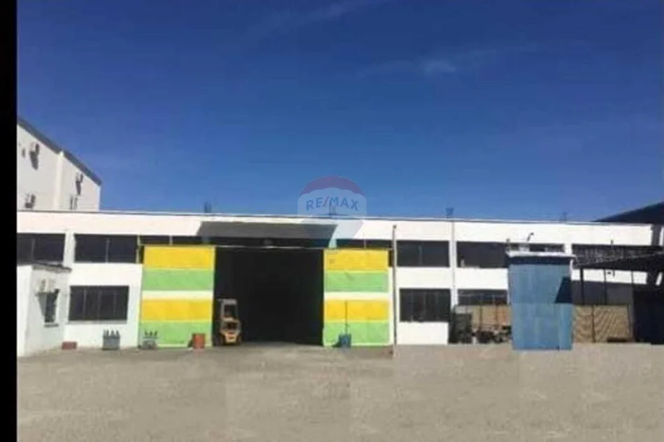 Tirane, shitet , 2.121 m² 1.100.000 € 