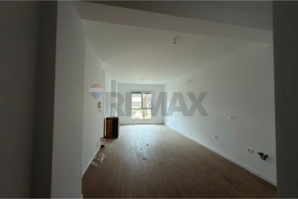 Tirane, shitet apartament 2+1 , 92 m² 156.000 € 