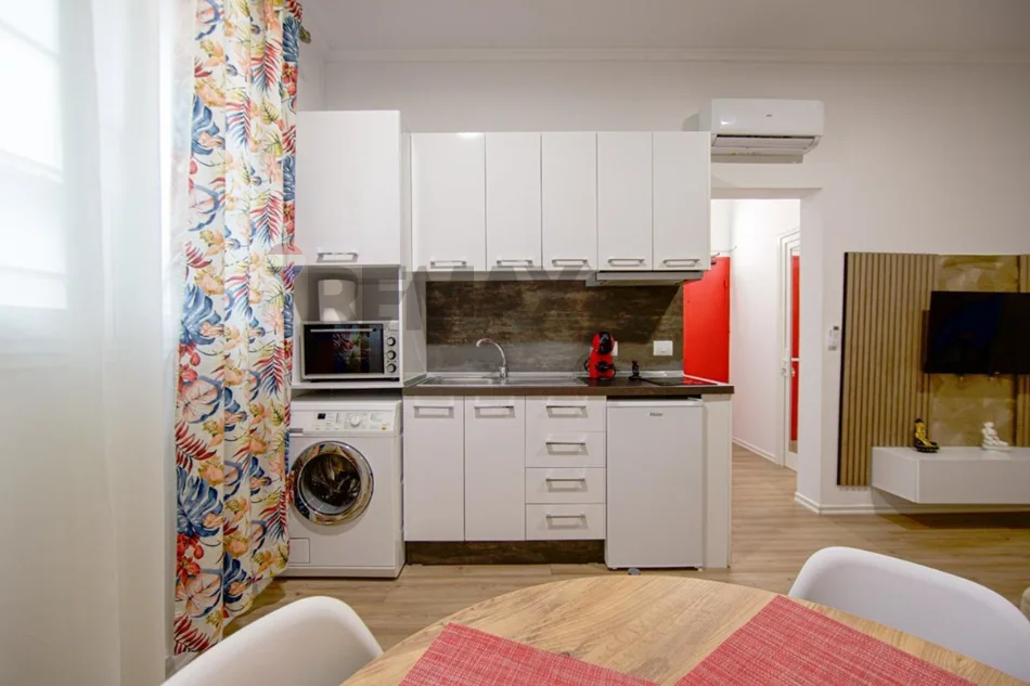 Tirane, jepet me qera apartament 1+1 Kati 2, 60 m² 65.000 € (Rruga Abdyl Frashëri, Tiranë)
