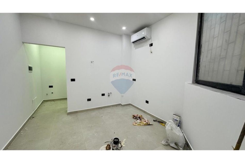 Tirane, jepet me qera garsonier 1+1 Kati 0, 66 m² 400 € (9-katshet)