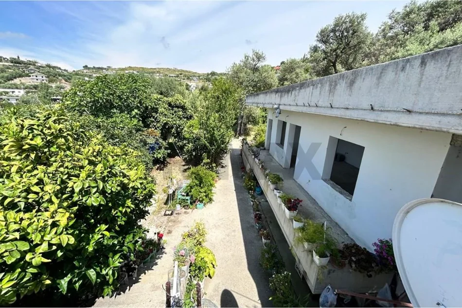 shitet shtepi Vile 1 Katshe Kati 0, 500 m² 170.000 € (Lagjja 4 Heronjtë, Rruga Drashovica, Vlorë)