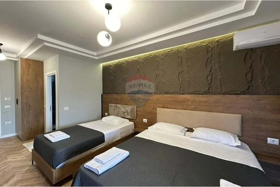 Tirane, shitet apartament 1+1+Ballkon Kati 8, 75 m² 180.000 € (Rruga Jordan Misja, Tiranë)