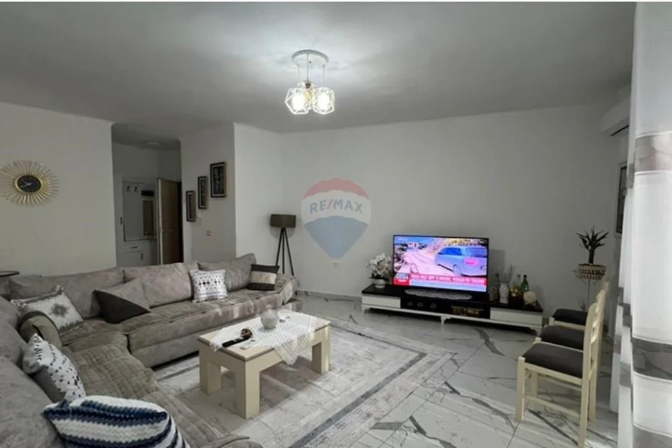 Tirane, shitet apartament , 105 m² 150.000 € 
