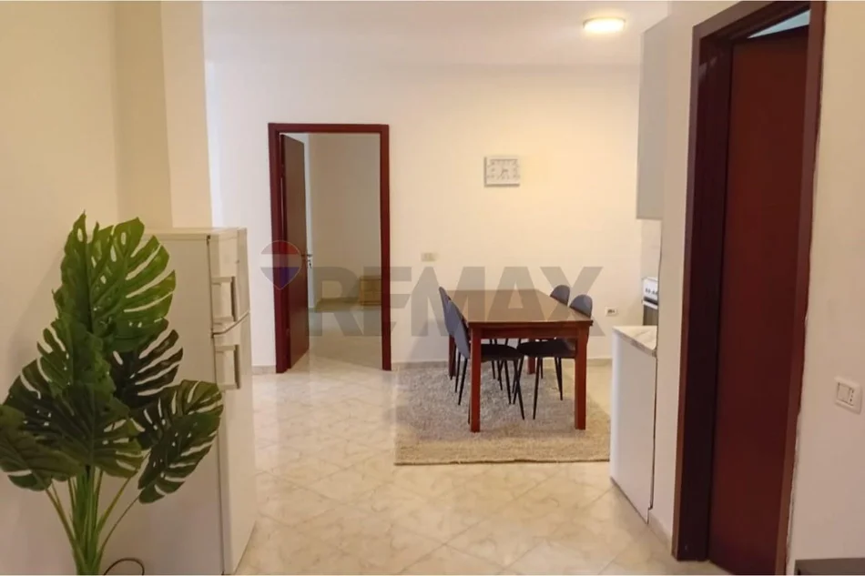 Shqiperi, jap me qera apartament 2+1+Ballkon Kati 4, 92 m² 45.000 € (Rruga Loni Ligori, Tiranë)