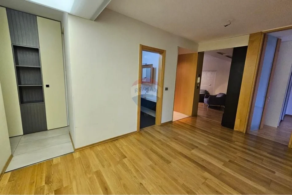 Tirane, shitet apartament , 164 m² 624.000 € 