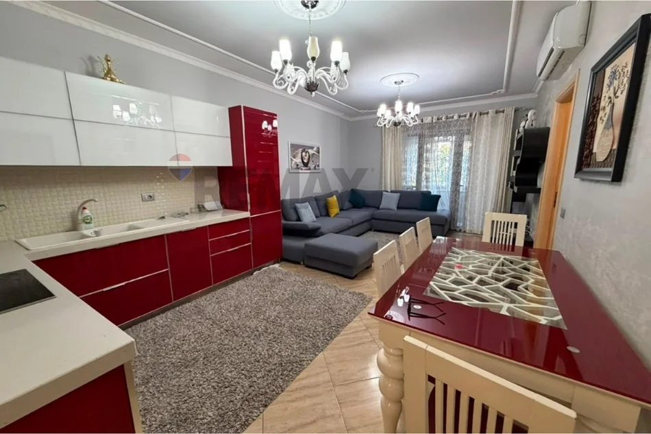 Tirane, shitet apartament 2+1 , 105 m² (oxhaku)