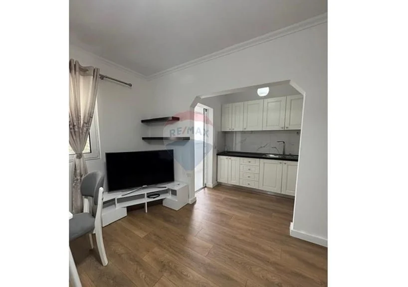 Tirane, shitet apartament 2+1 Kati 2, 73 m² 135.000 € (Rruga Belul Hatibi, Tiranë)