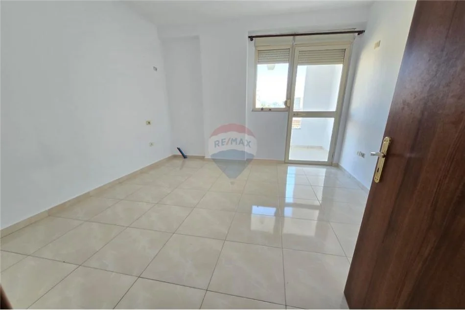 Tirane, shitet apartament 2+1 Kati 3, 110 m² 180.000 € (Rruga Don Bosko, Tiranë(ID: 530171090-1470)