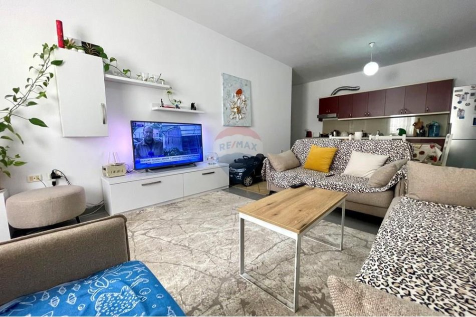 Tirane, shitet apartament 2+1 Kati 4, 130 m² (KMY, Yzberisht (ID: 530181053-662)