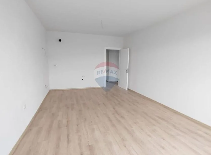 Tirane, shitet apartament 2+1 , 105 m² 121.000 € (Univers City ID: 530191073-178)