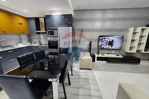 Tirane, jepet me qera 1+1 , 87 m² 600 € (Kodra e Diellit)