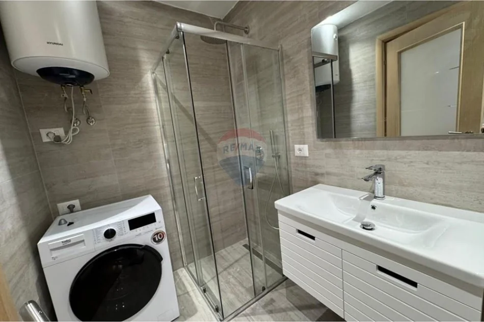 Tirane, jepet me qera apartament 1+1 Kati 2, 50 m² 650 € (Don Bosco)
