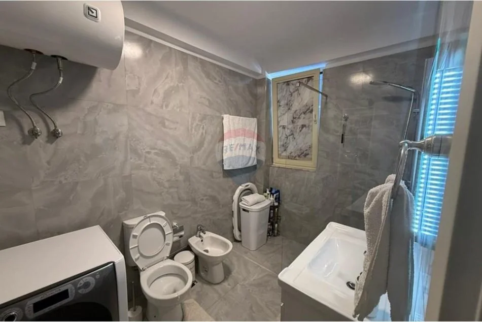 Tirane, shitet apartament 2+1 Kati 1, 75 m² 109.000 € (Rruga Bamir Topi, Tiranë(ID: 530491004-160)