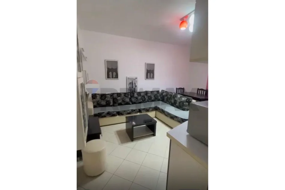 Tirane, jepet me qera apartament , 60 m² 530 € (Rruga Irfan Tomini, Tiranë)